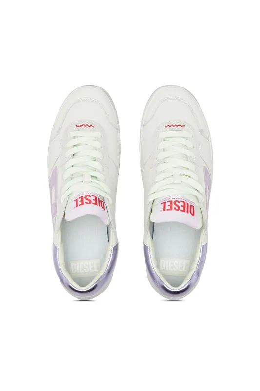 Diesel S-leroji Low W (Y03340P2034HA126 https://nl.diesel.com/en/sneakers/s-leroji-low-w-multicolor/Y03340P2034HA126.htm)