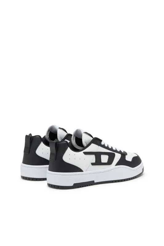 Diesel S-ukiyo V2 Low (Y03363P5576H1532 https://nl.diesel.com/en/sneakers/s-ukiyo-v2-low-multicolor/Y03363P5576H1532.htm)