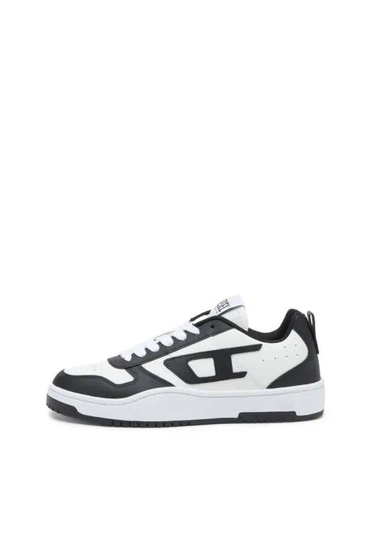 Diesel S-ukiyo V2 Low (Y03363P5576H1532 https://nl.diesel.com/en/sneakers/s-ukiyo-v2-low-multicolor/Y03363P5576H1532.htm)