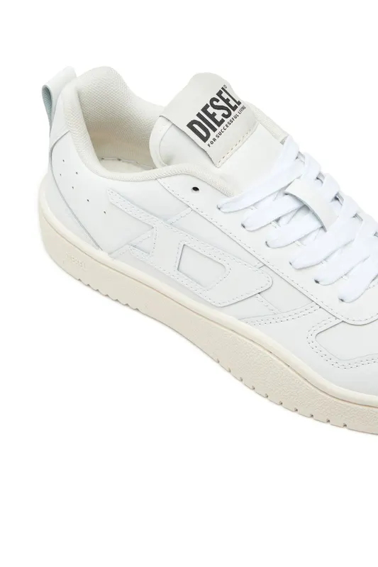 Diesel S-ukiyo V2 Low (Y03363P5576T1015 https://nl.diesel.com/en/sneakers/s-ukiyo-v2-low-white/Y03363P5576T1015.htm)