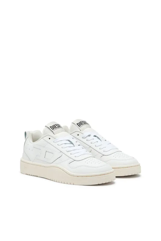 Diesel S-ukiyo V2 Low (Y03363P5576T1015 https://nl.diesel.com/en/sneakers/s-ukiyo-v2-low-white/Y03363P5576T1015.htm)