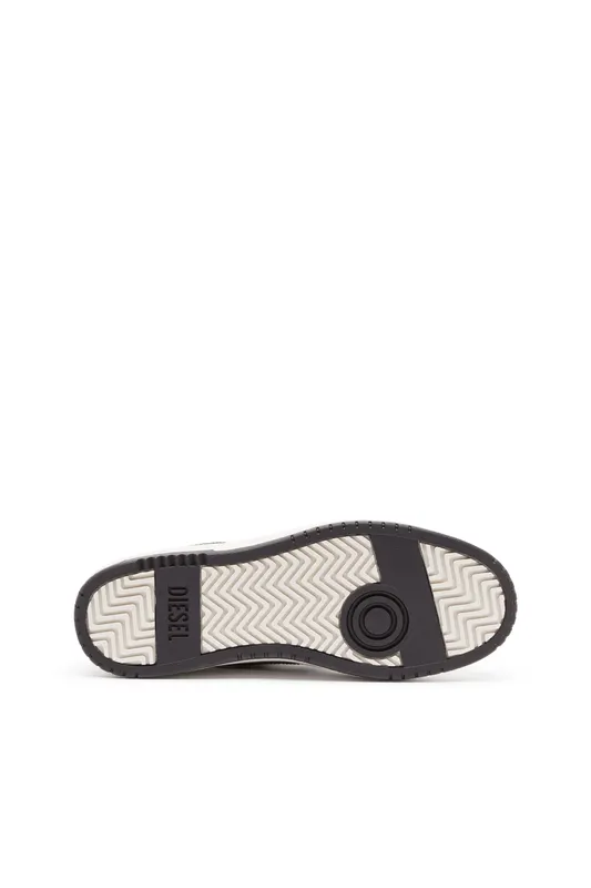 Diesel S-ukiyo V2 Low (Y03363PS923T1016 https://nl.diesel.com/en/sneakers/s-ukiyo-v2-low-multicolor/Y03363PS923T1016.htm)