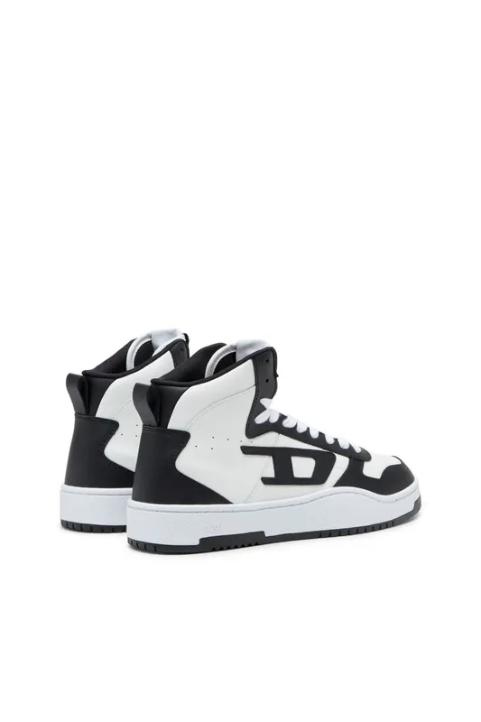 Diesel S-ukiyo V2 Mid (Y03364P5576H1532 https://nl.diesel.com/en/sneakers/s-ukiyo-v2-mid-multicolor/Y03364P5576H1532.htm)