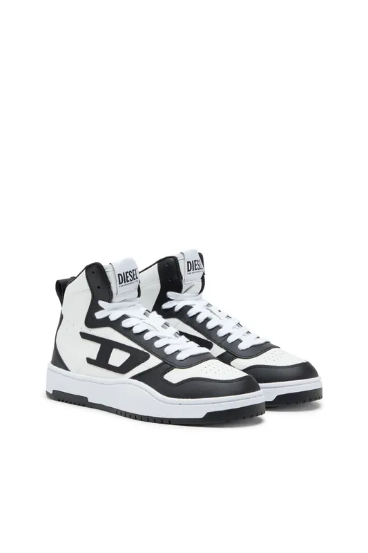 Diesel S-ukiyo V2 Mid (Y03364P5576H1532 https://nl.diesel.com/en/sneakers/s-ukiyo-v2-mid-multicolor/Y03364P5576H1532.htm)
