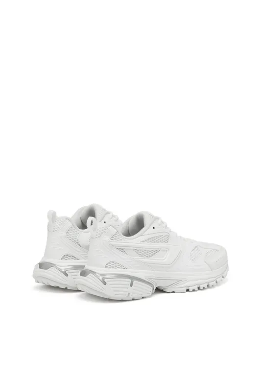 Diesel S-serendipity Pro-x1 (Y03373P0423T1003 https://nl.diesel.com/en/sneakers/s-serendipity-pro-x1-white/Y03373P0423T1003.htm)