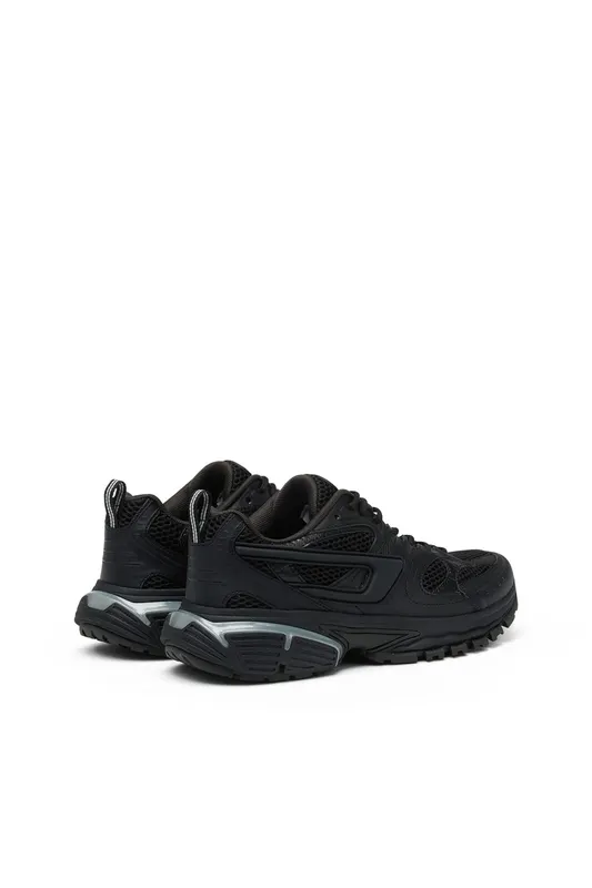 Diesel S-serendipity Pro-x1 (Y03373P0423T8013 https://nl.diesel.com/en/sneakers/s-serendipity-pro-x1-black/Y03373P0423T8013.htm)