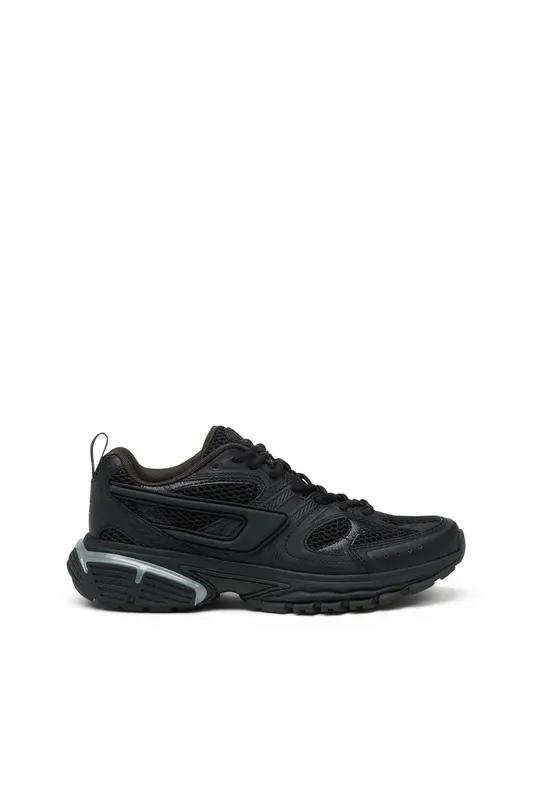 Diesel S-serendipity Pro-x1 (Y03373P0423T8013 https://nl.diesel.com/en/sneakers/s-serendipity-pro-x1-black/Y03373P0423T8013.htm)