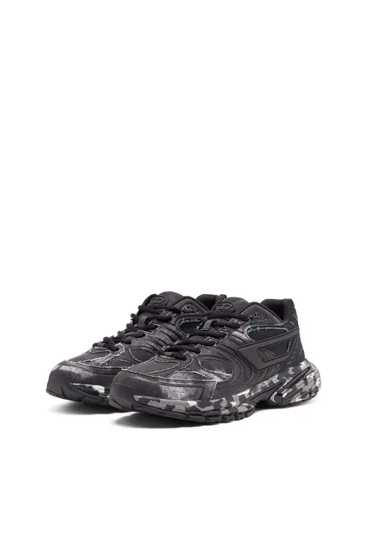Diesel S-serendipity Pro-x1 (Y03373P6348H1532 https://nl.diesel.com/en/sneakers/s-serendipity-pro-x1-black/Y03373P6348H1532.htm)