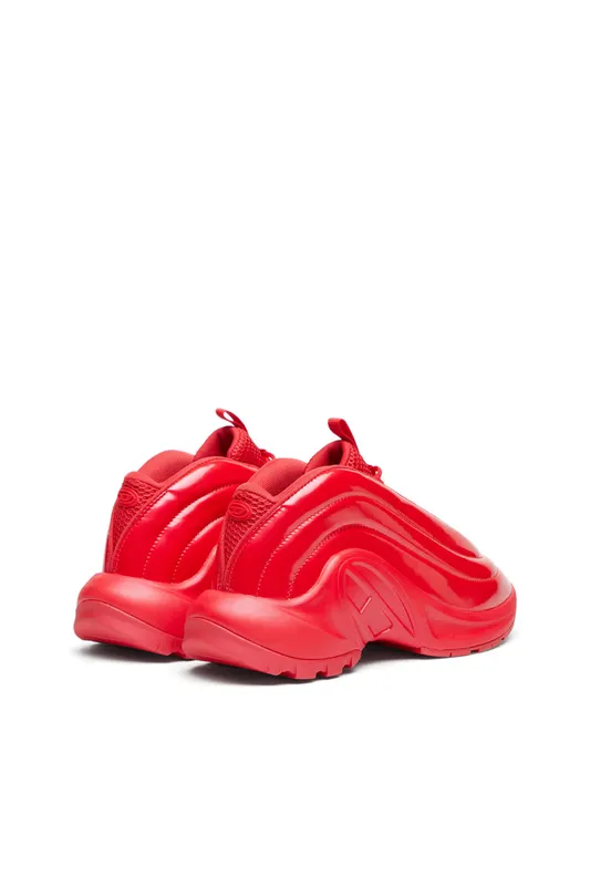 Diesel S-d-runner X (Y03440P6690T4033 https://nl.diesel.com/en/sneakers/s-d-runner-x-red/Y03440P6690T4033.htm)