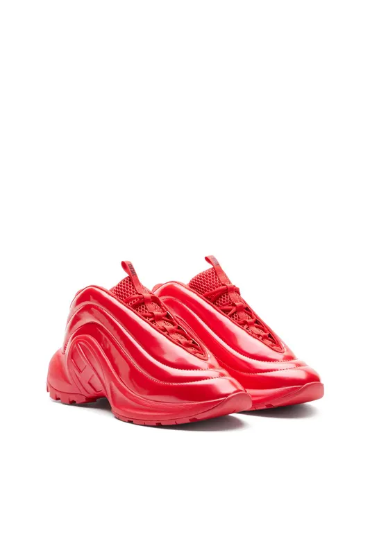Diesel S-d-runner X (Y03440P6690T4033 https://nl.diesel.com/en/sneakers/s-d-runner-x-red/Y03440P6690T4033.htm)