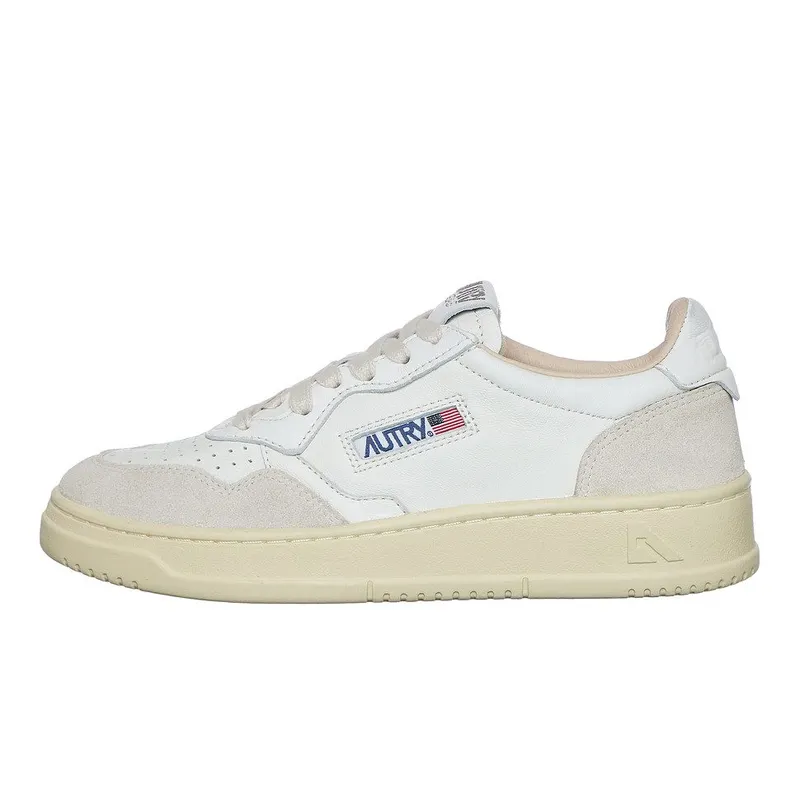 Autry Medalist Low White / White (AULWGS30)