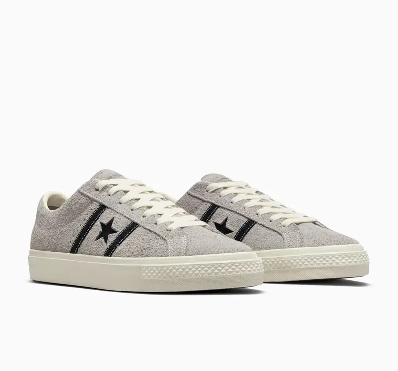 Converse One Star Academy Pro Totally Neutral/zwart/egret (A07619C)