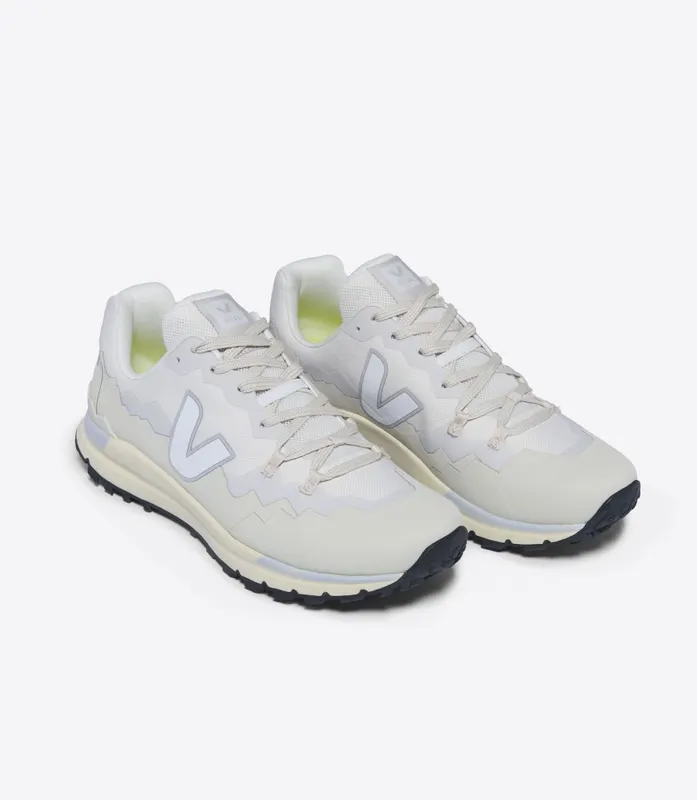 Veja FITZ ROY TREK-SHELL GRAVEL WHITE (FR2303556A)