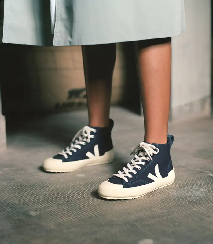 Veja NOVA HT CANVAS NAUTICO BUTTER SOLE (NT012197)