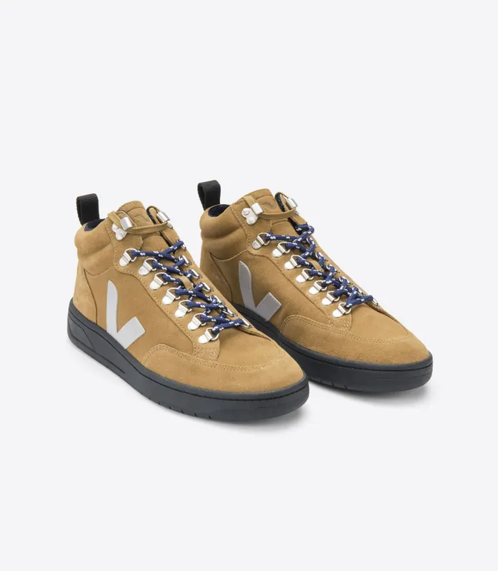 Veja RORAIMA SUEDE TENT GREY BLACK SOLE (QR032381)
