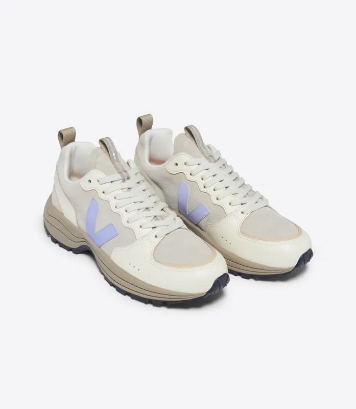Veja VENTURI SUEDE ALMOND SWAN (VC0303543A)