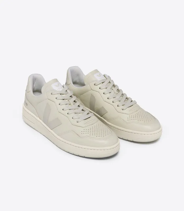 Veja V-90 LEATHER CASHEW PIERRE (VD2003381A)