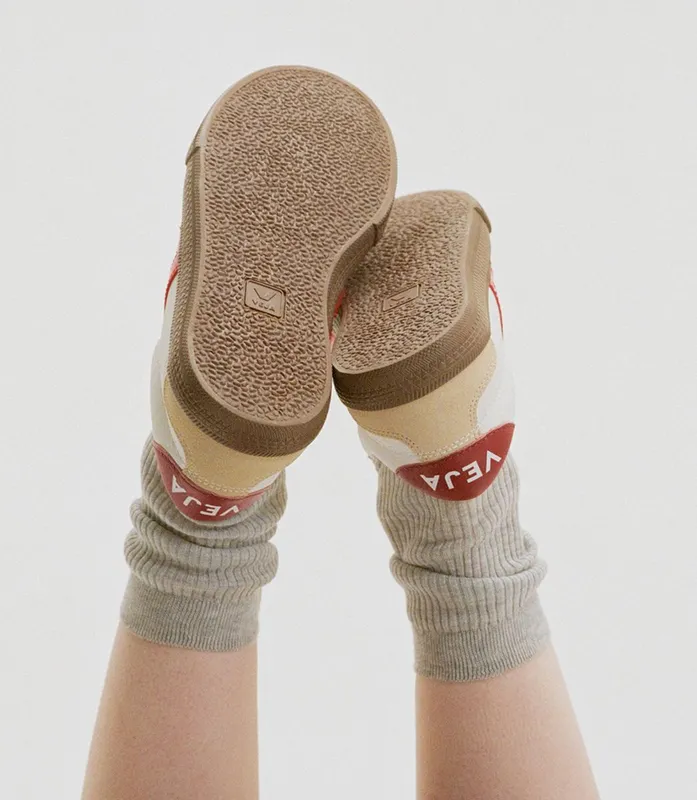 Veja VOLLEY LEATHER WHITE PEKIN BARK (VO2003533A)