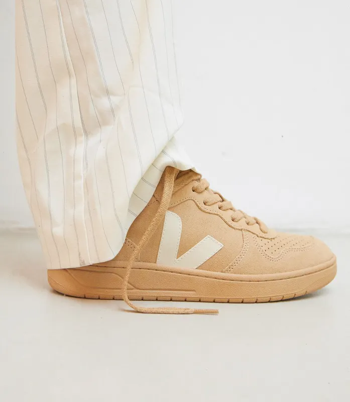 Veja V-15 SUEDE FULL DESERT (VQ0303593A)