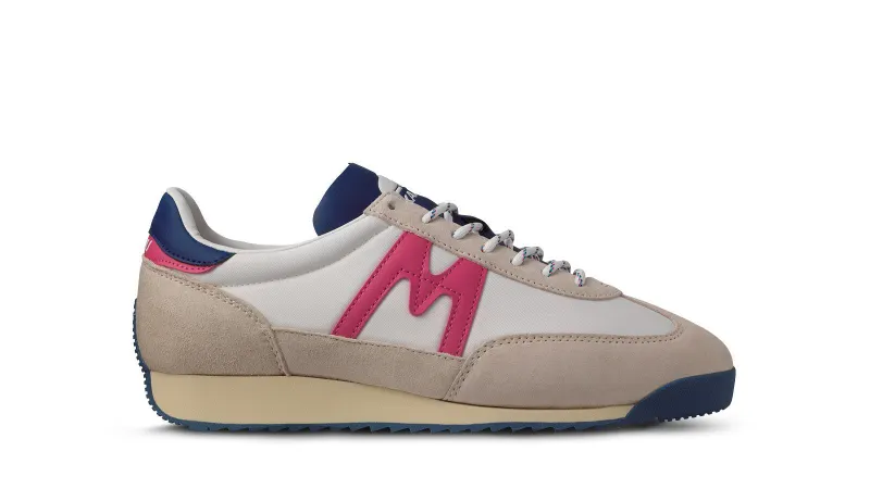 Karhu Mestari – Whitecap Gray / Hot Pink (F805068)