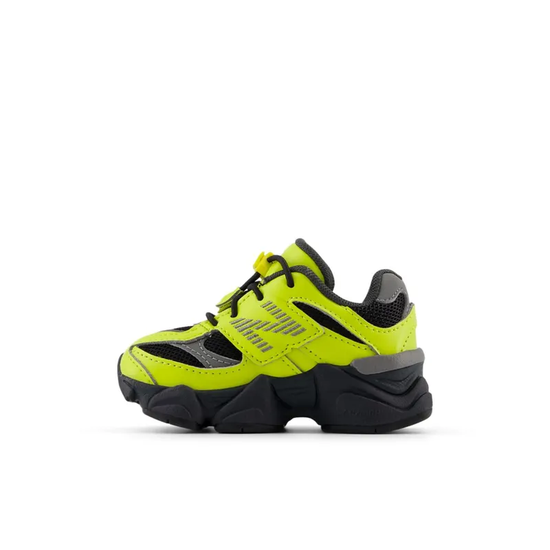 New Balance 9060 Tea Tree / True Red (IV9060V1-44946)