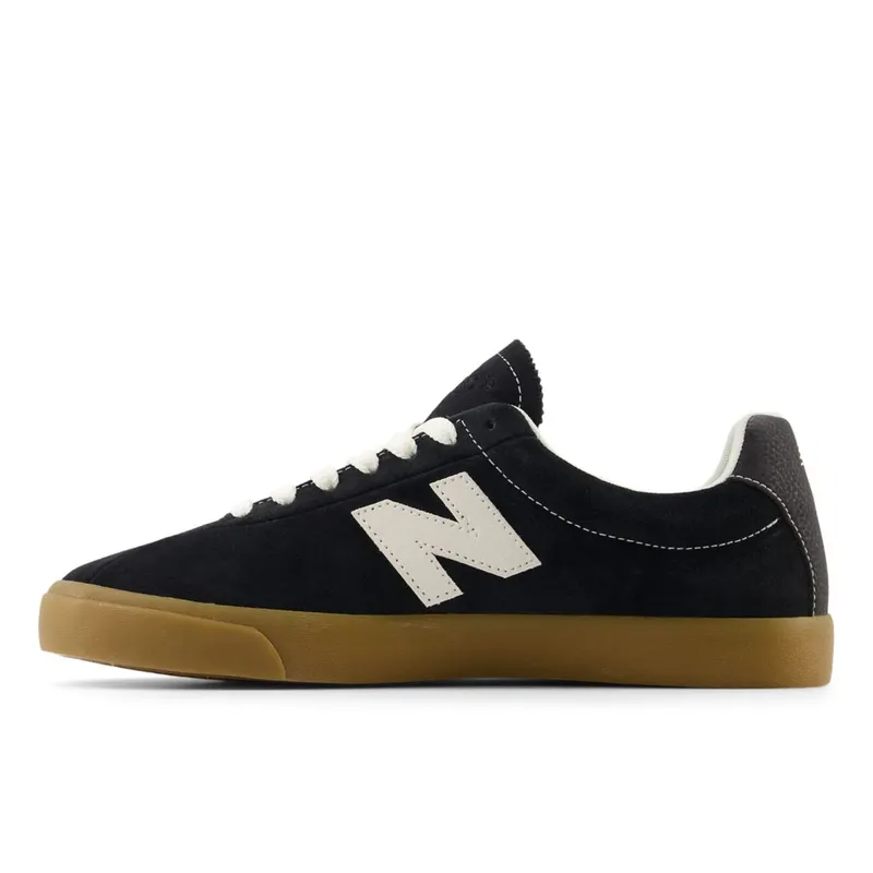 New Balance NB Numeric 22 Black / White (NM22V1-45855)