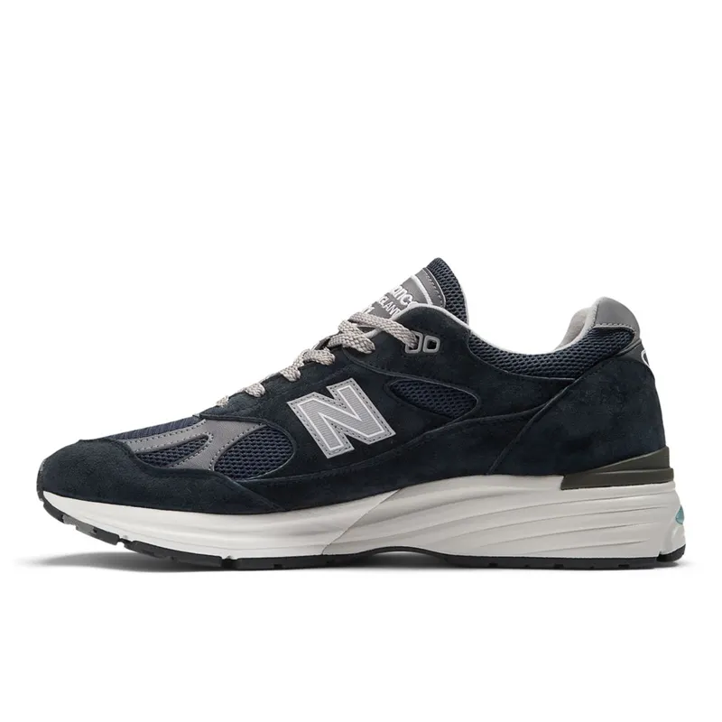 New Balance MADE in UK 991v2 Dark Navy / Smoked Pearl / Silver (U991V2-43038)