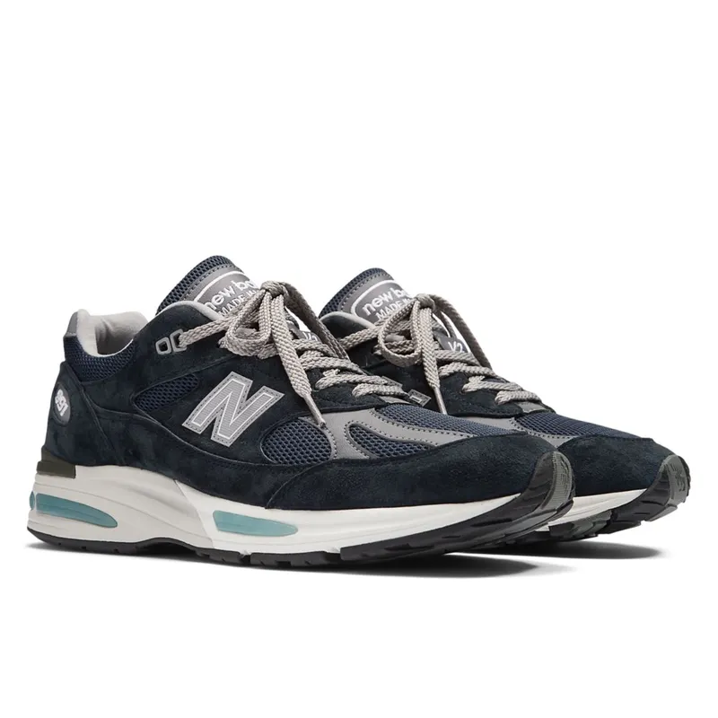 New Balance MADE in UK 991v2 Dark Navy / Smoked Pearl / Silver (U991V2-43038)