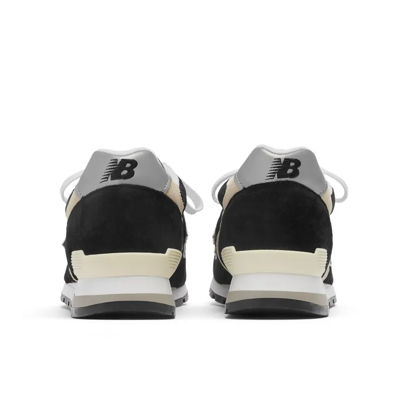 New Balance Made in USA 996 Black / Silver (U996V1-46102)