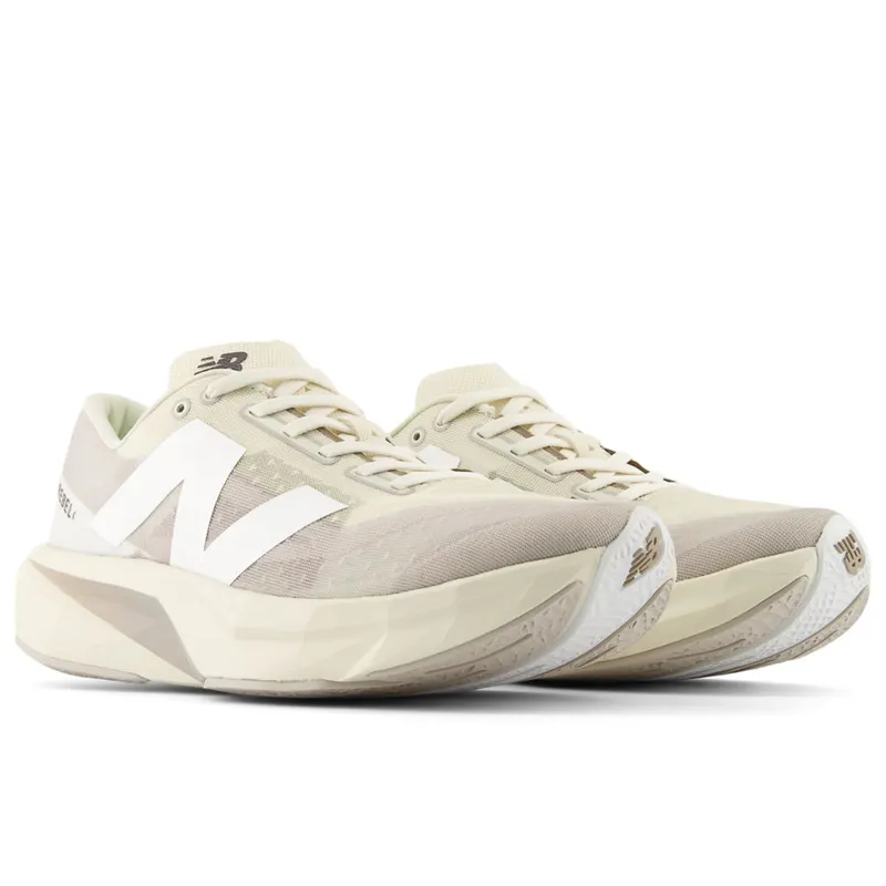 New Balance Sydney’s Signature Collection FuelCell Rebel v4 Linen / Moonrock / White (WFCXV4-48703)