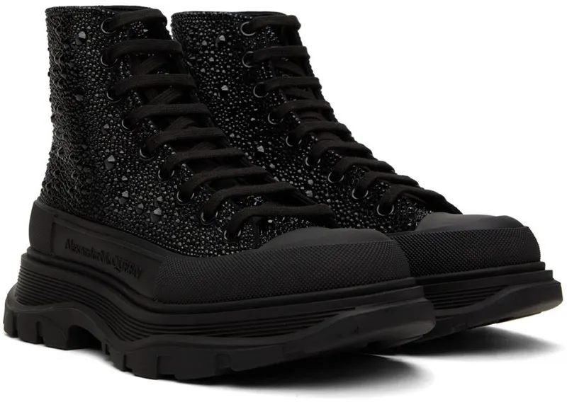 Alexander McQueen Black Stud High-Top Sneakers (688538WHCEJ)