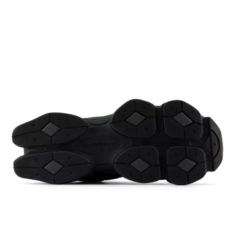 New Balance 9060 Triple Black Leather (U9060NRI)