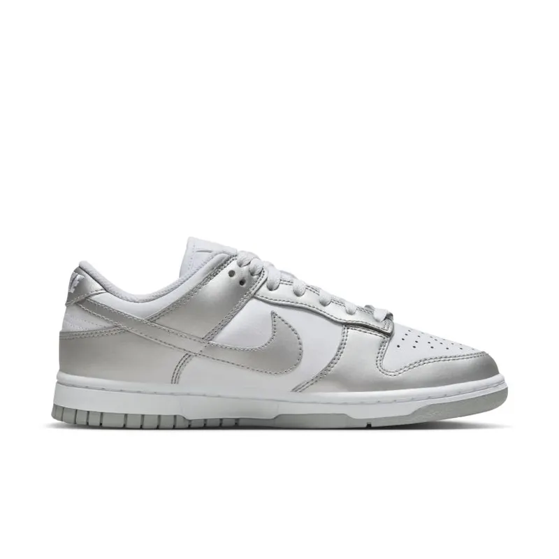 Nike Dunk Low Metallic Silver (W) (FV1311-100)