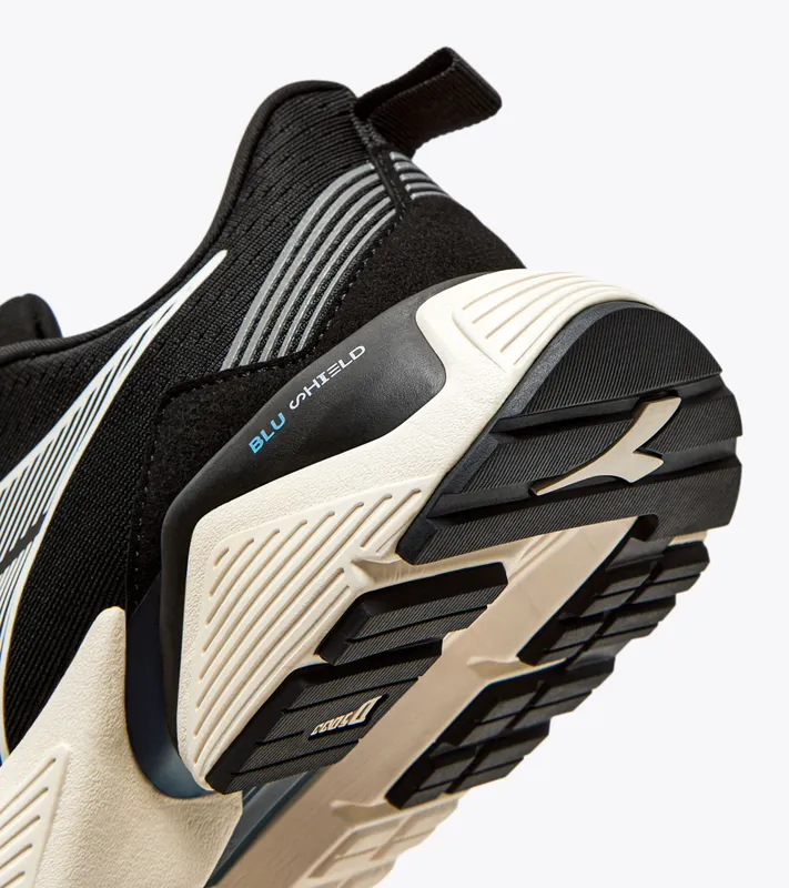 Diadora Mythos Blushield Vigore 2 W Black / Whisper White (101.179072_C2609)
