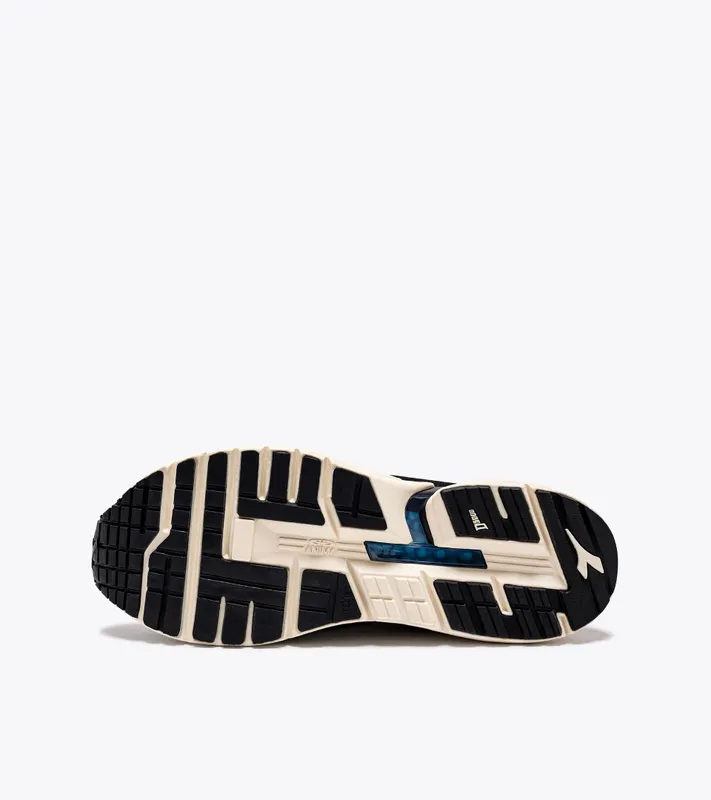 Diadora Mythos Blushield Vigore 2 Black / Whisper White (101.179081_C2609)