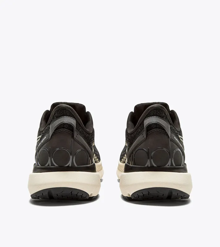 Diadora Mythos Blushield Volo 3 Glam W Black / Whisper White (101.179086_C2609)