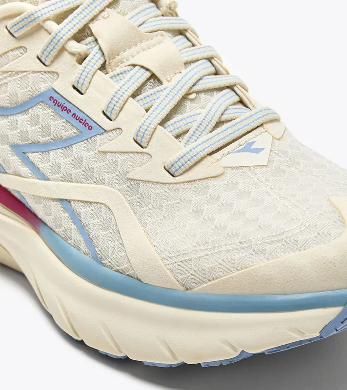 Diadora Equipe Nucleo W Whisper White / Rubine Red C (101.179095_D0659)