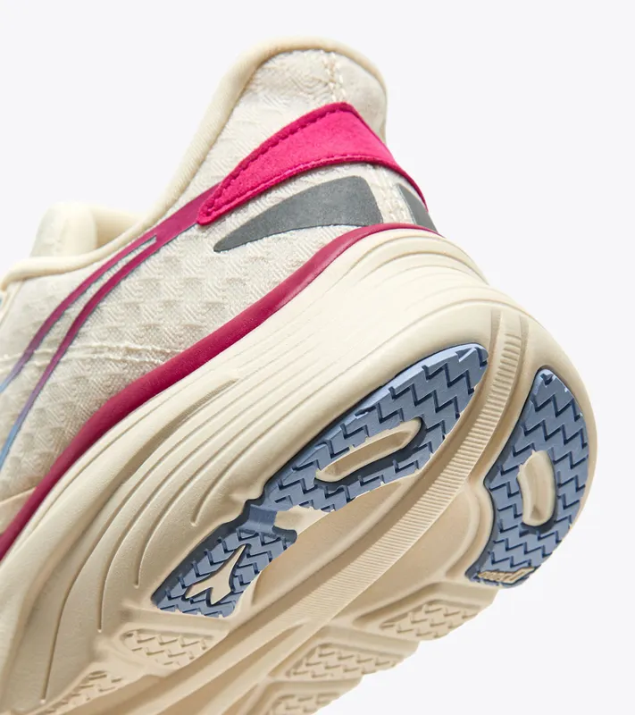 Diadora Equipe Nucleo W Whisper White / Rubine Red C (101.179095_D0659)
