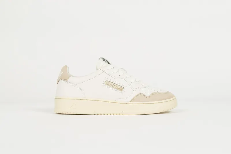 Autry Open Low CE21 “White/Sand” (AOL-CE21-WHTSND)