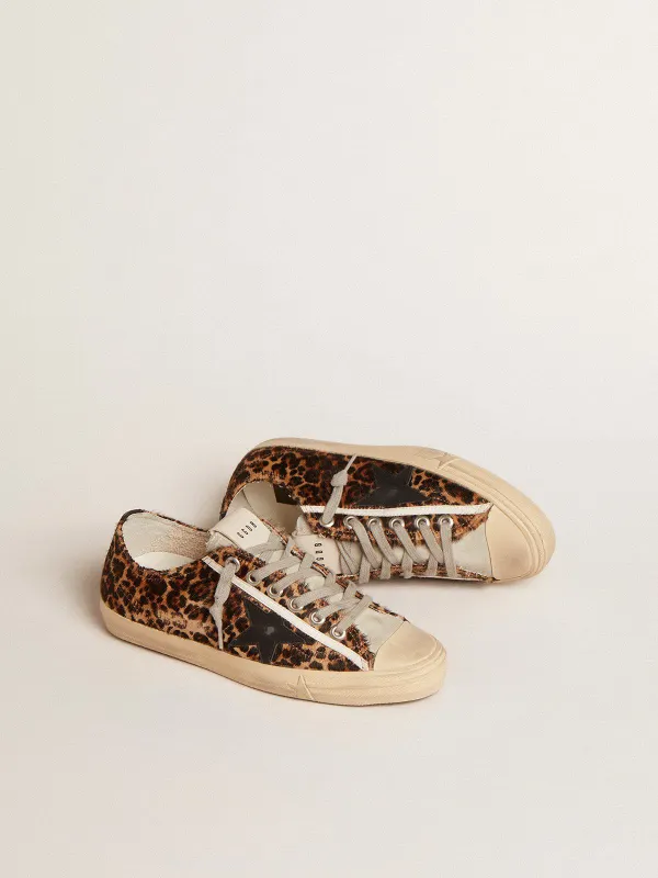 Golden Goose V-Star (GWF00129.F005030.81629)