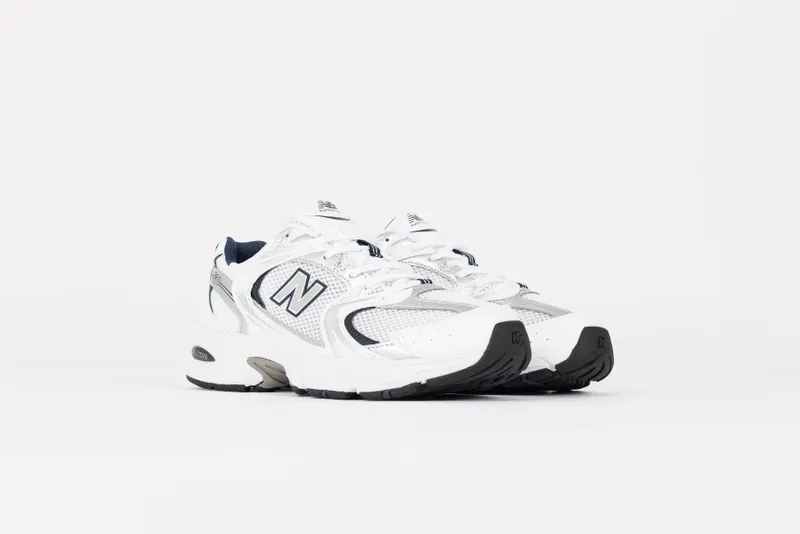 New Balance MR530SG “White/Metallic Silver / Navy” (798731-60-3)