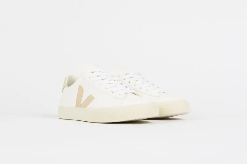 Veja Campo Chromefree Leather “White/Almond” (CP052920)