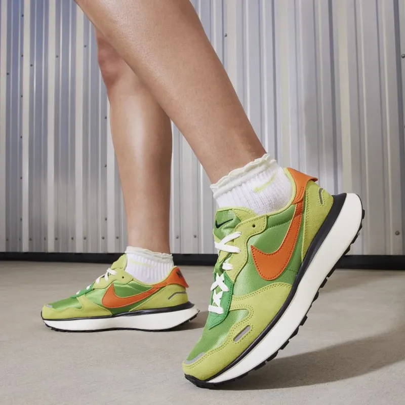 Nike Phoenix Waffle WMNS ‘Chlorophyll’ (FD2196-300)