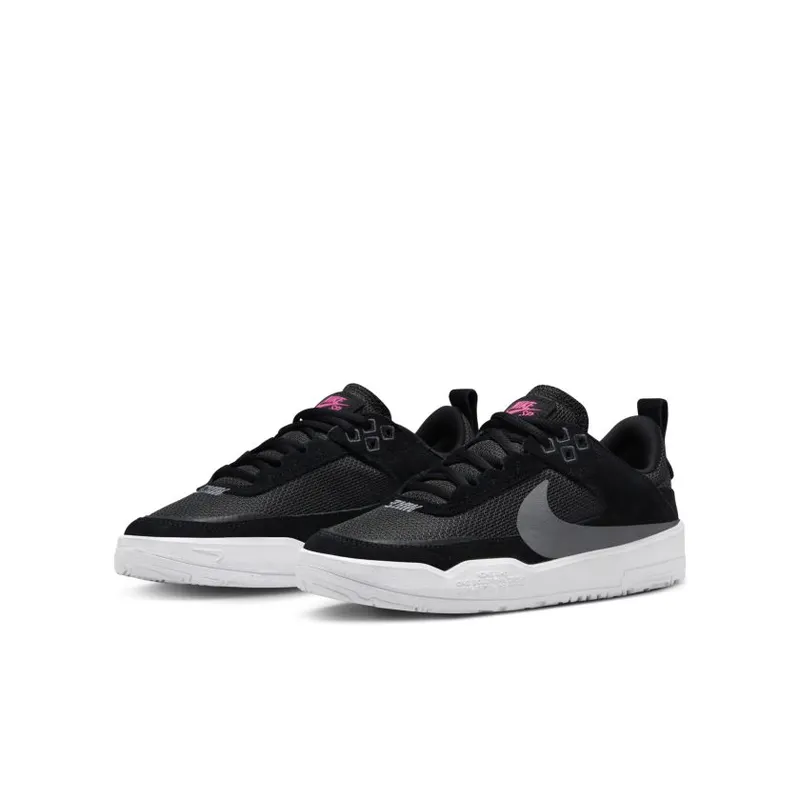 Nike SB Day One GS ‘Black’ (FN4210-002)