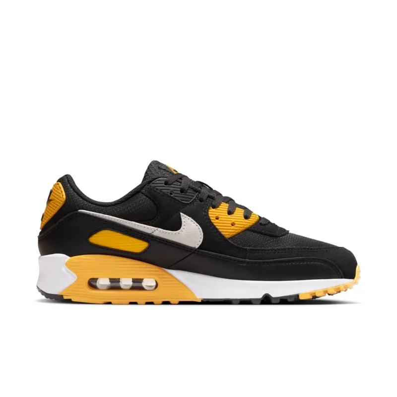 Nike Air Max 90 ‘Black & University Gold’ (FN6958-002)