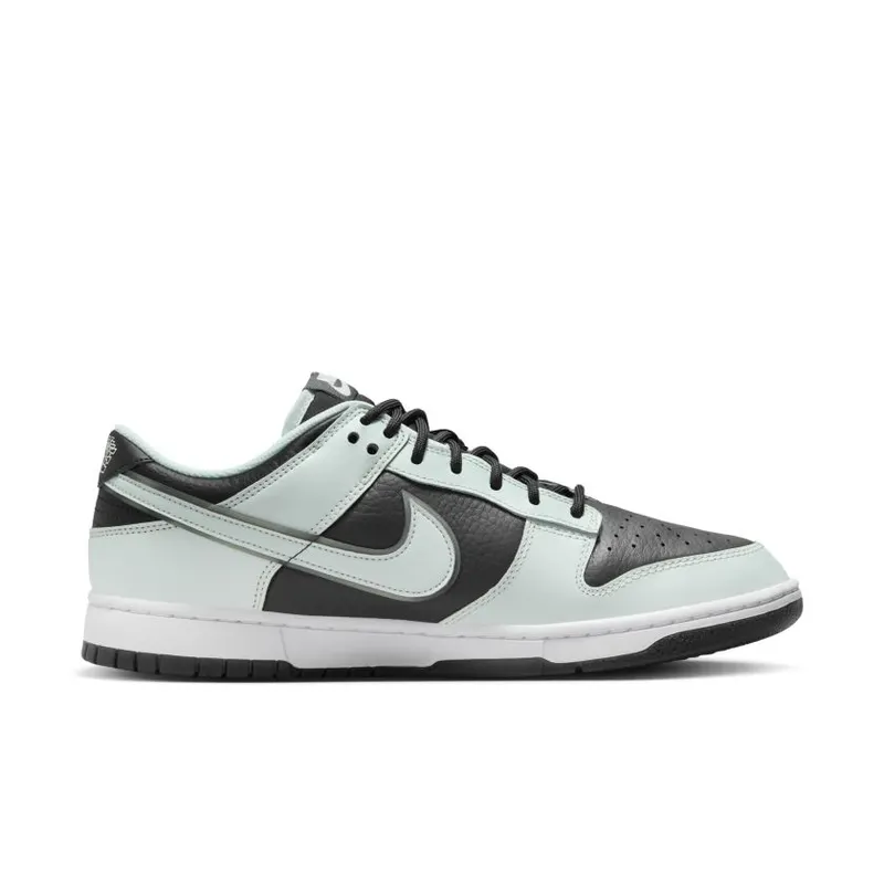 Nike Dunk Low Retro PRM ‘Dark Smoke Grey’ (FZ1670-001)