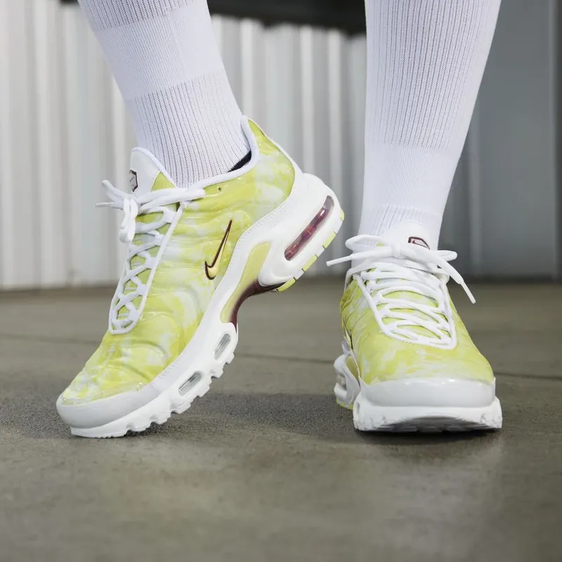 Nike Air Max Plus TN ‘Acid Wash’ (FZ4348-100)