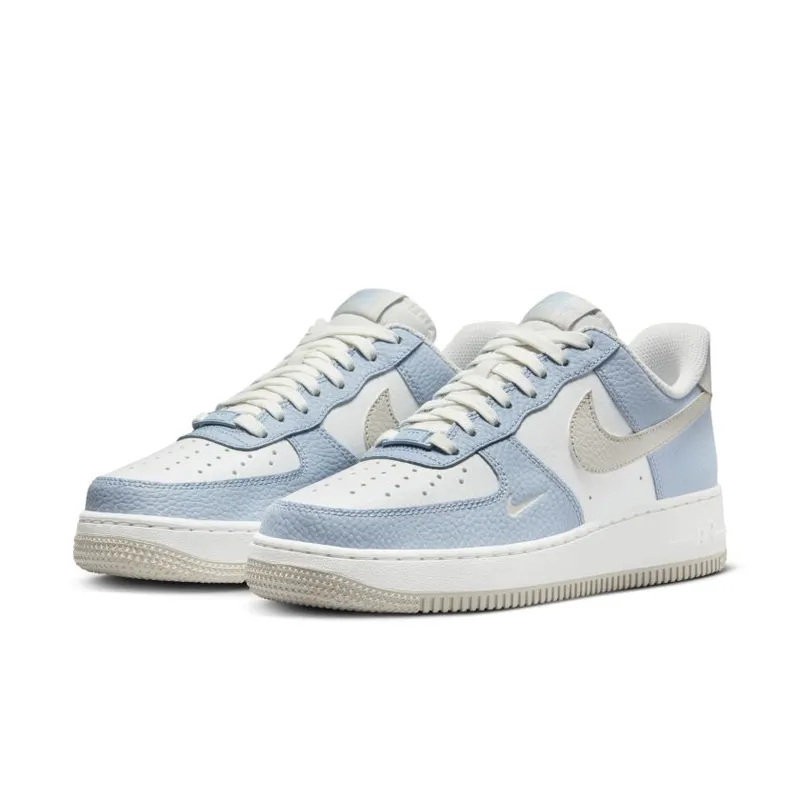 Nike Air Force 1 ’07 WMNS ‘Light Armory Blue’ (HF0022-400)