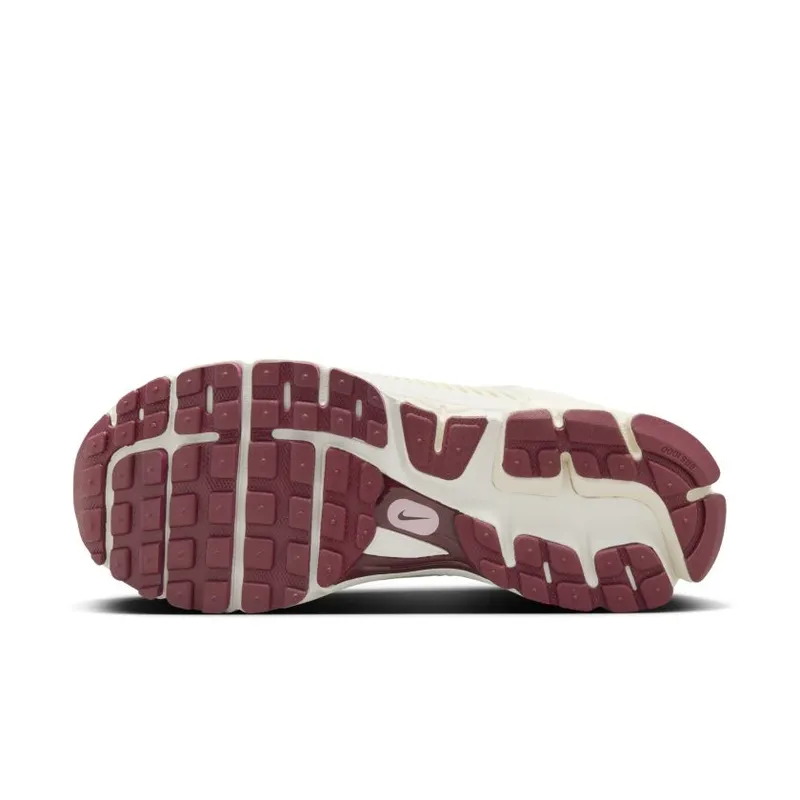 Nike Zoom Vomero 5 WMNS ‘Red Coconut Milk’ (HF0737-111)