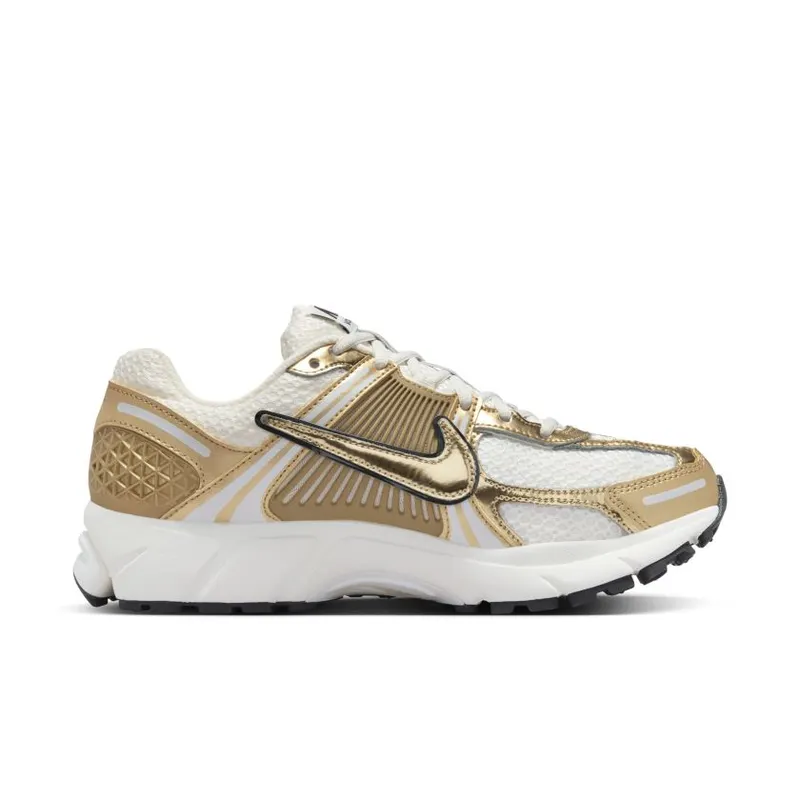 Nike Zoom Vomero 5 WMNS ‘Metallic Gold’ (HF7723-001)